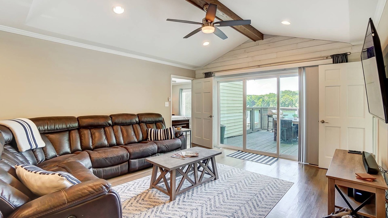 Photo of Patio Balcony in Harbor House