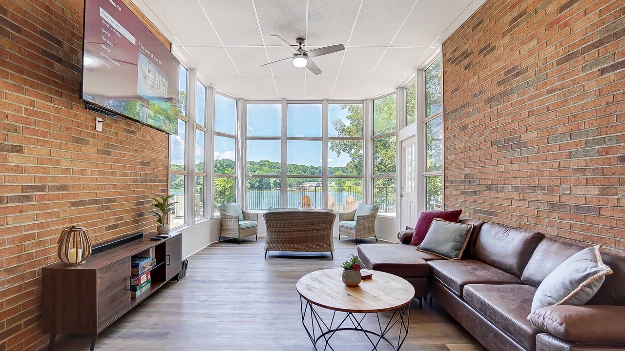 Photo of Bedroom in Harbor House