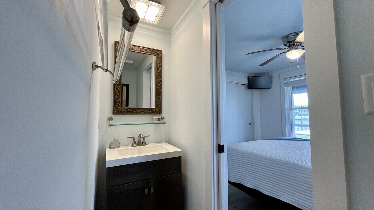 Photo of Bedroom in Colington Harbour