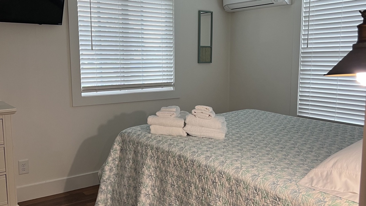 Photo of Bedroom in Colington Harbour