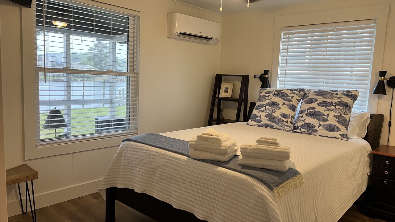 Photo of Bedroom in Colington Harbour