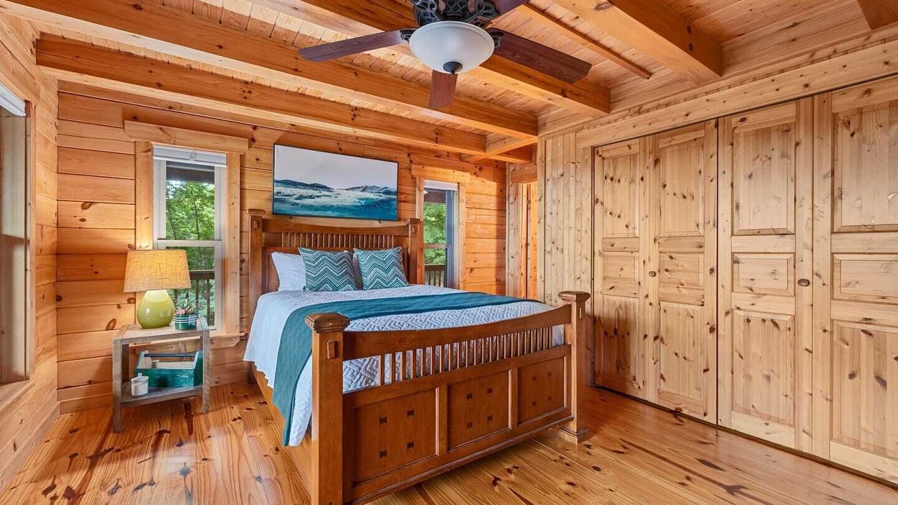 Photo of Bedroom in Bostic