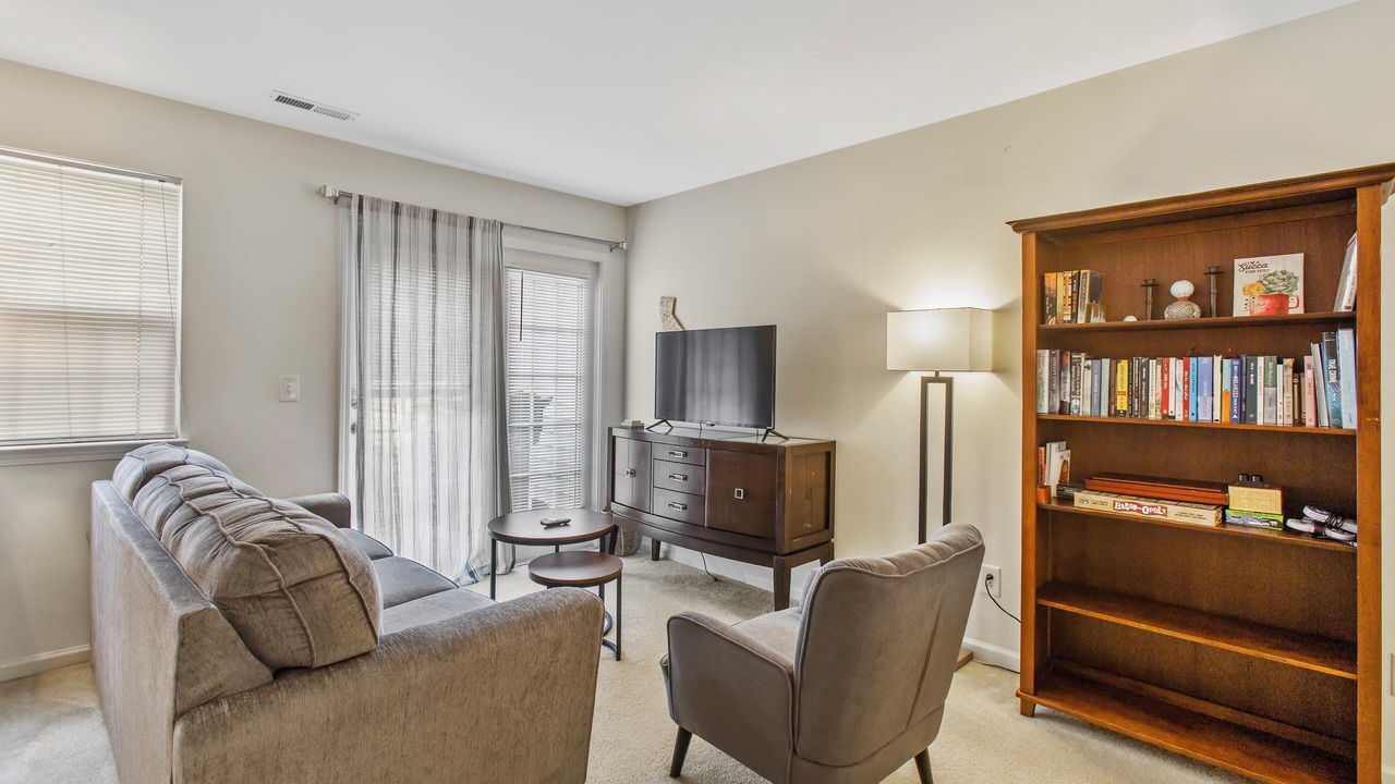 Photo of Livingroom in Northeast Raleigh