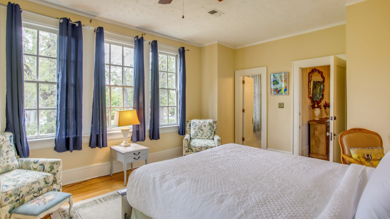 Photo of Bedroom in Laurinburg