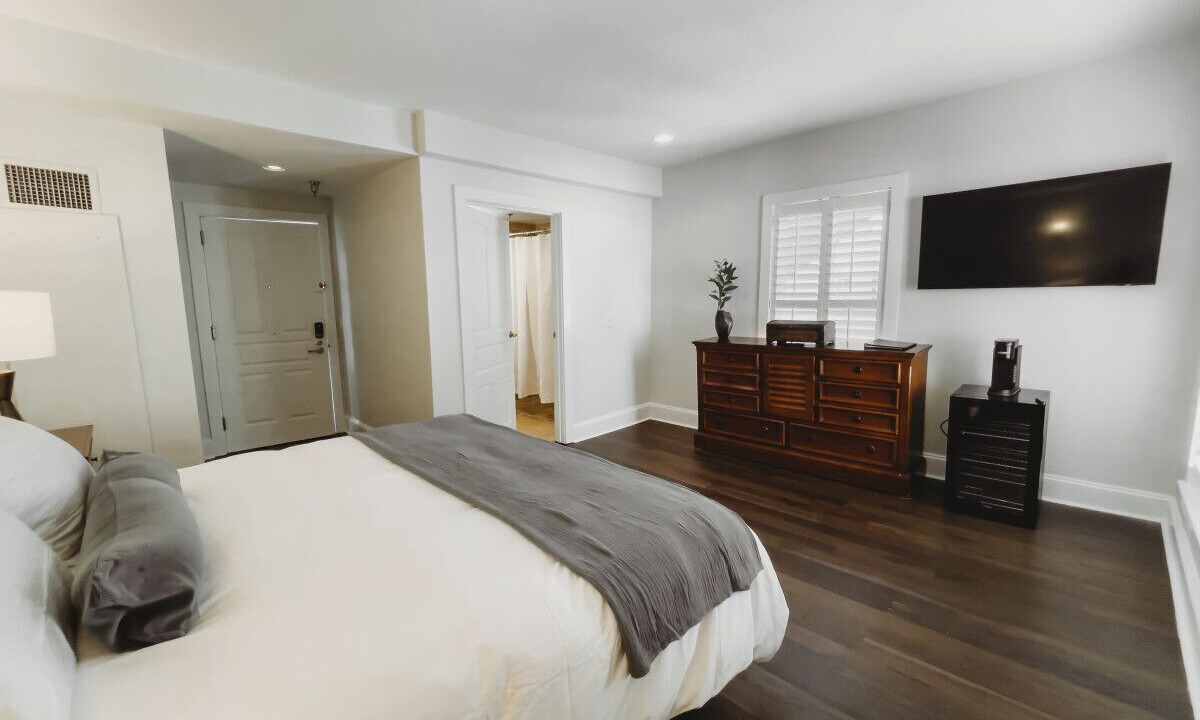 Photo of Bedroom in Downtown