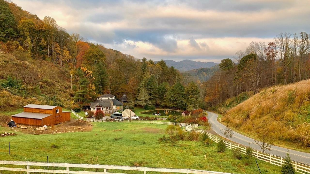 Photo of Outdoor in Mars Hill