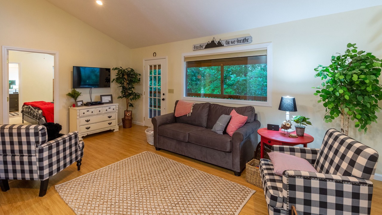 Photo of Livingroom in Sylva