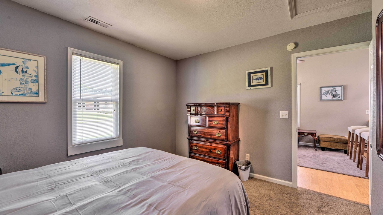 Photo of Bedroom in Pantego