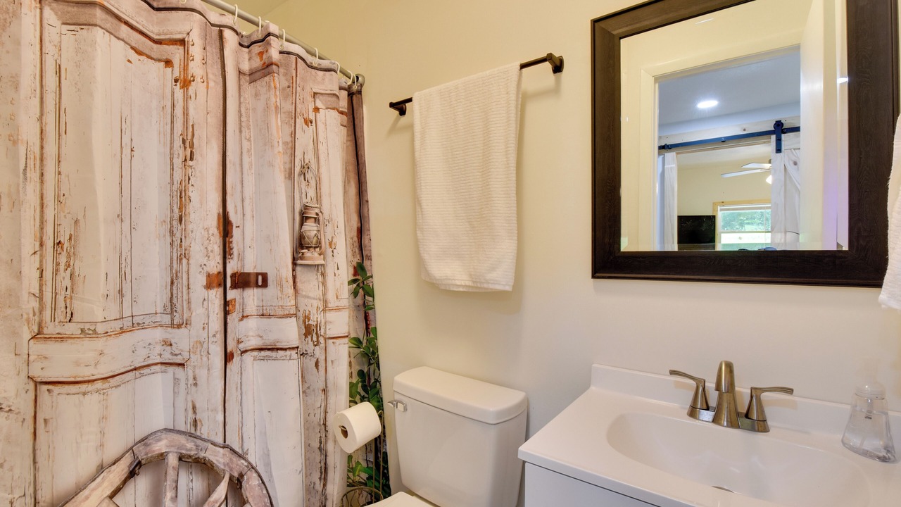 Photo of Bathroom in Murphy