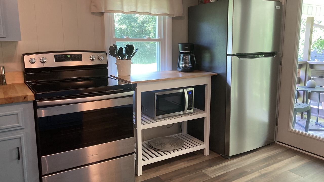 Photo of Kitchen in Barnardsville