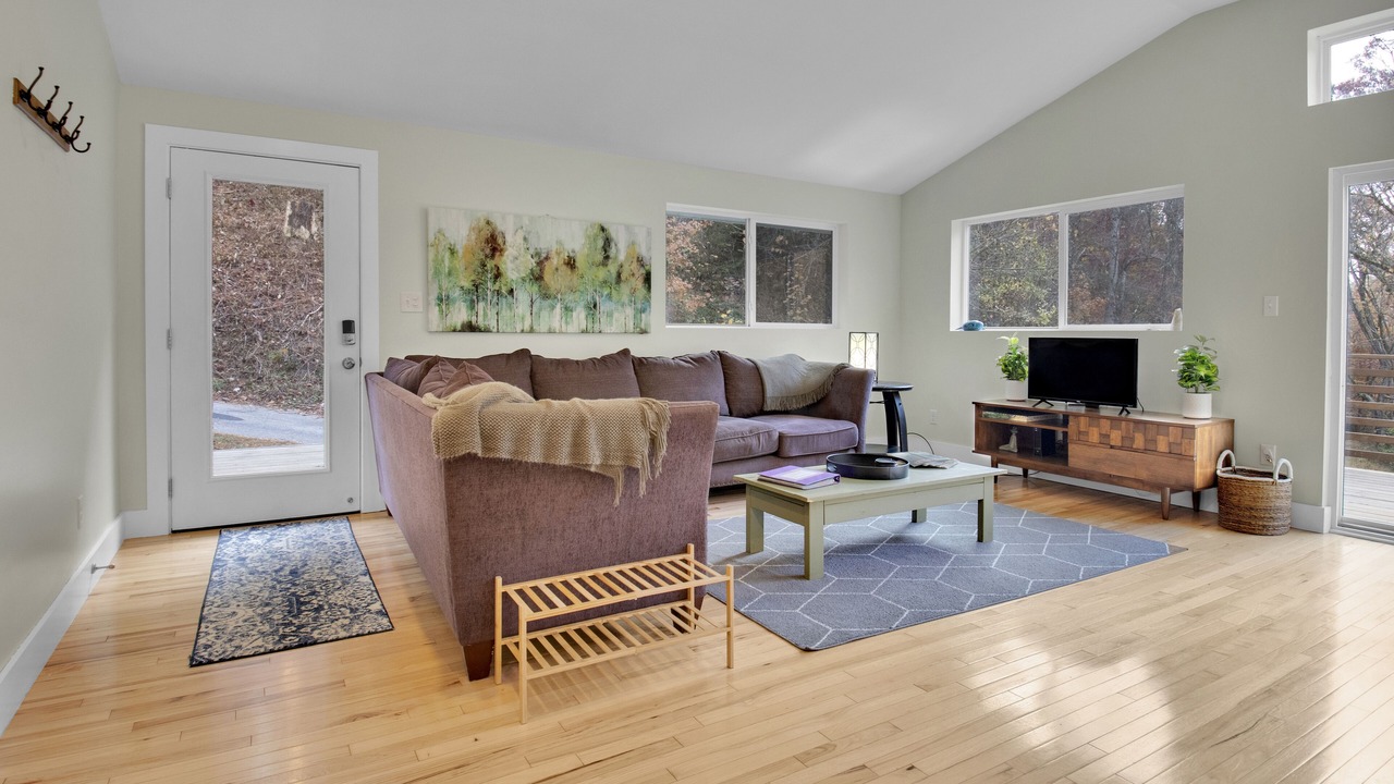 Photo of Livingroom in Marshall