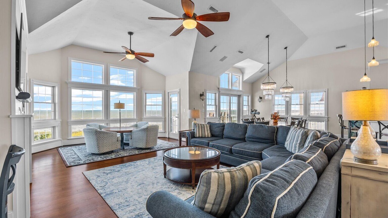 Photo of Bedroom in Pine Island