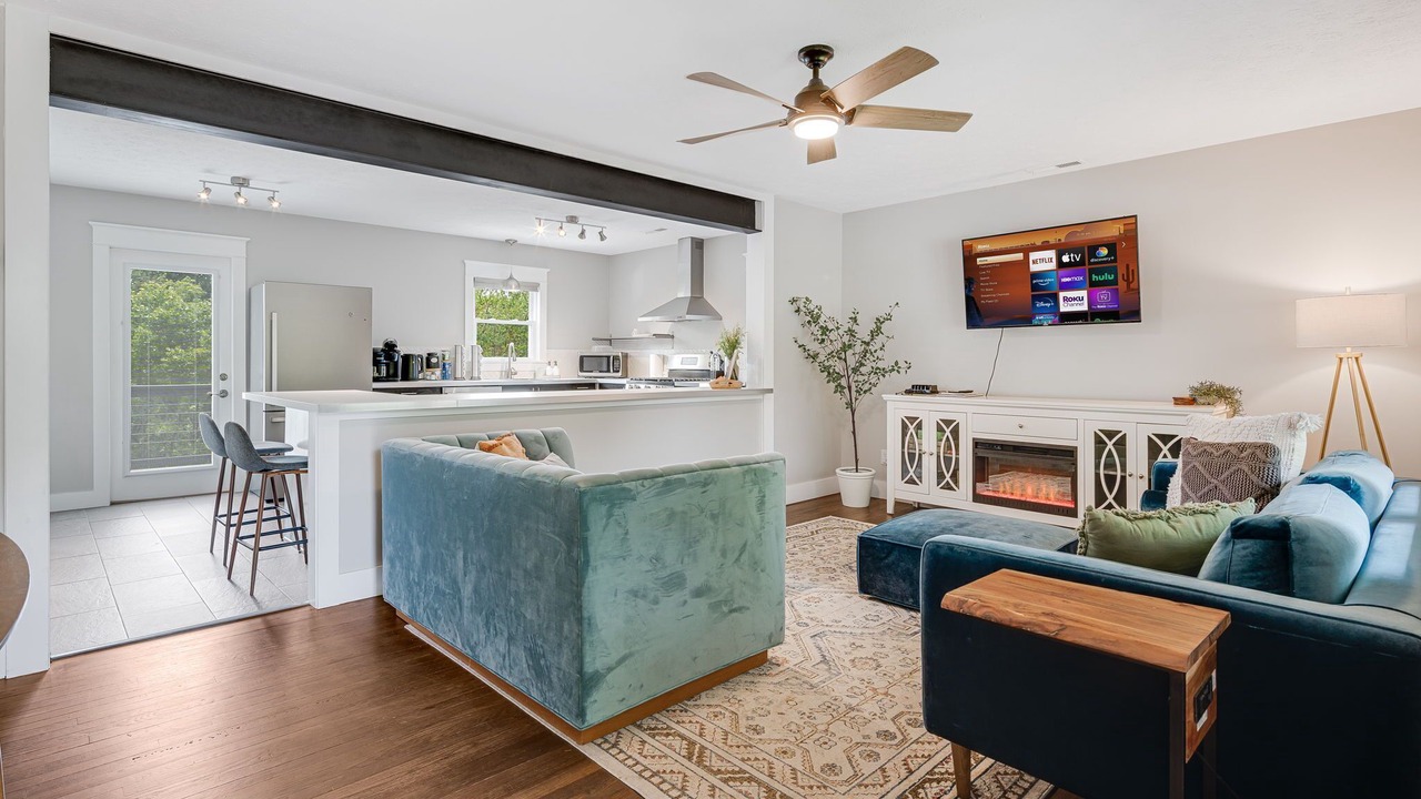 Photo of Livingroom in Weaverville