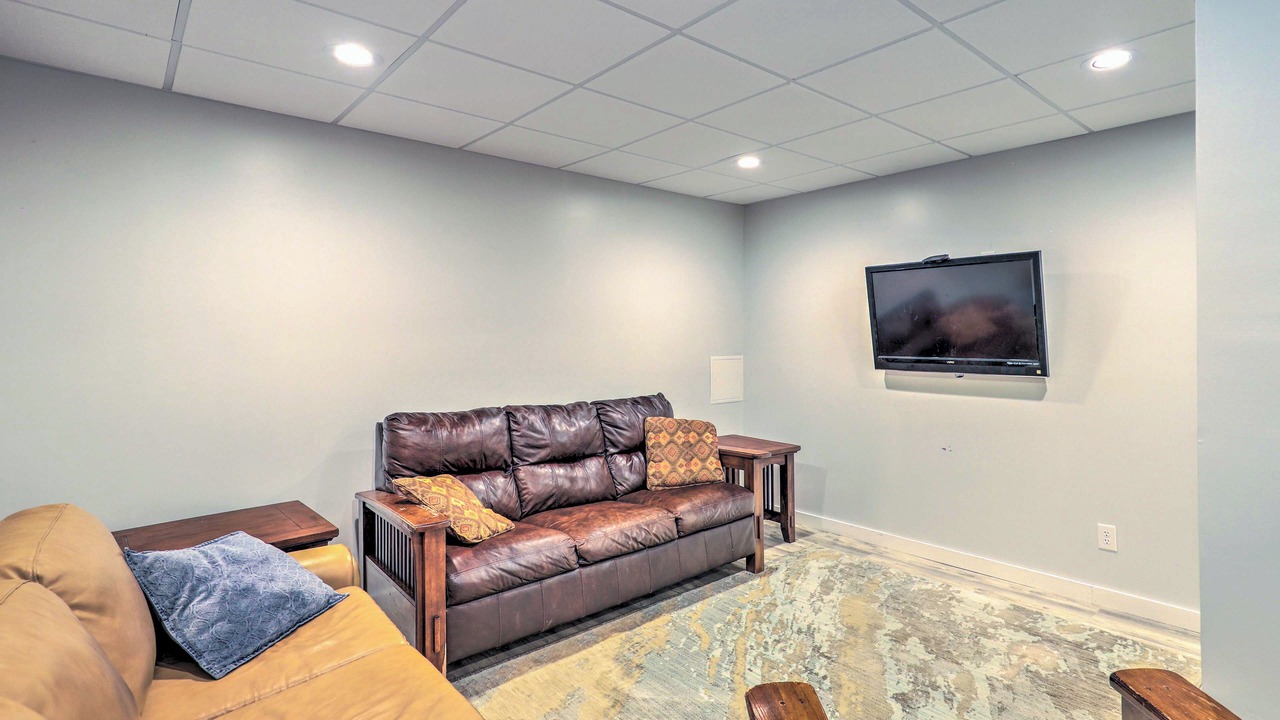 Photo of Bedroom in Royal Pines