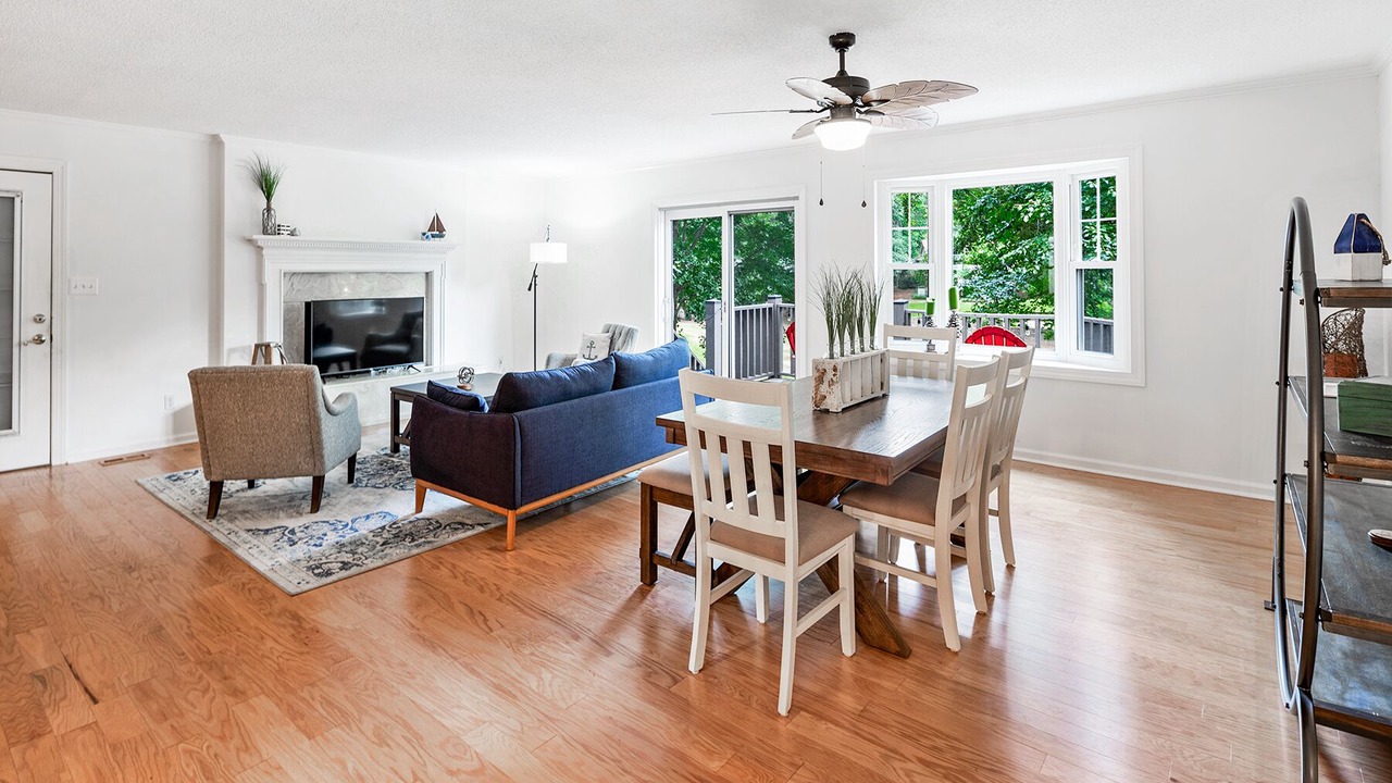 Photo of Livingroom in Westport