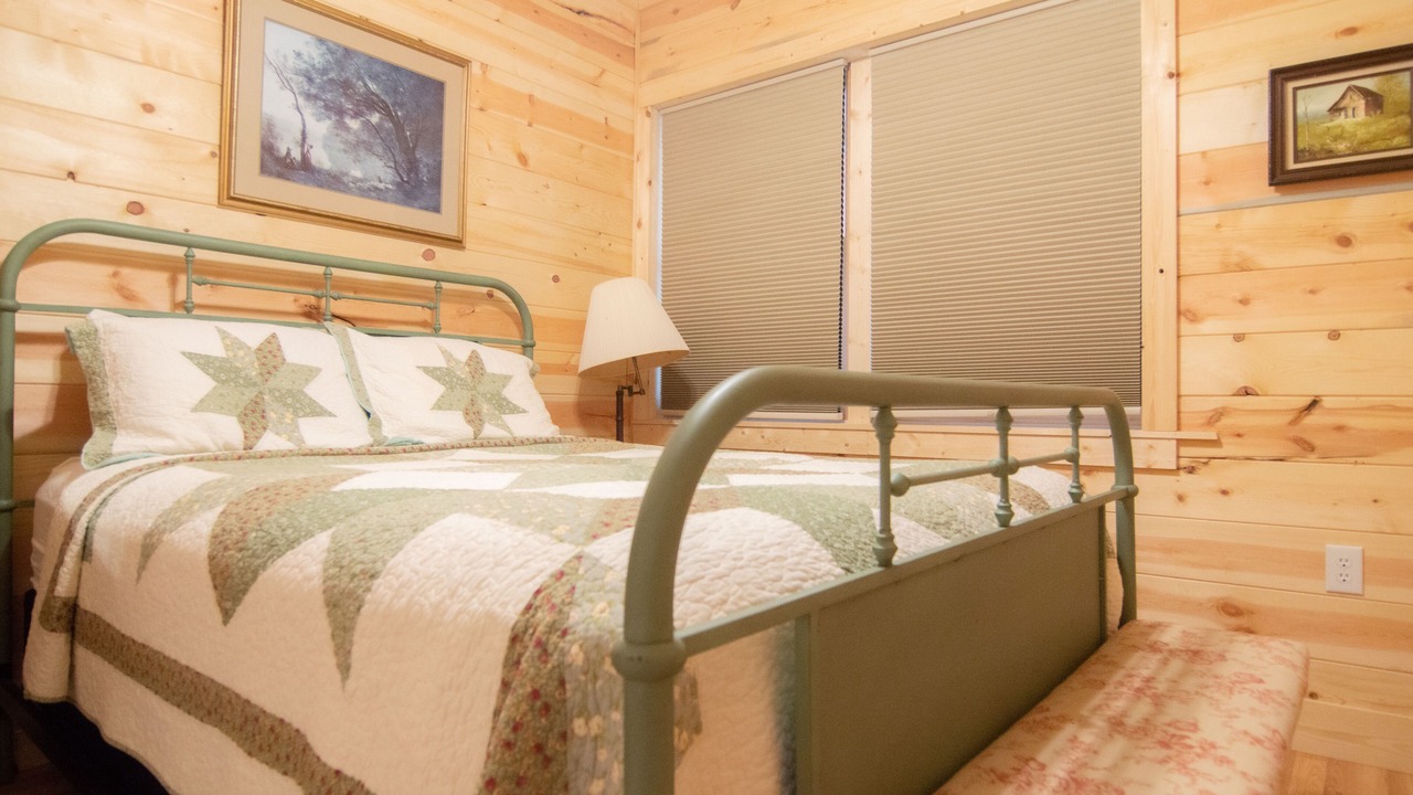 Photo of Bedroom in Lake Lure