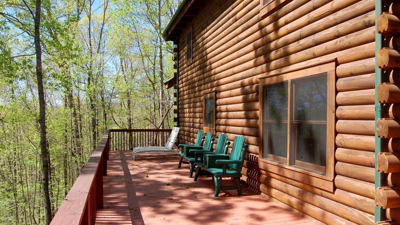 Photo of Patio Balcony in Lake Lure