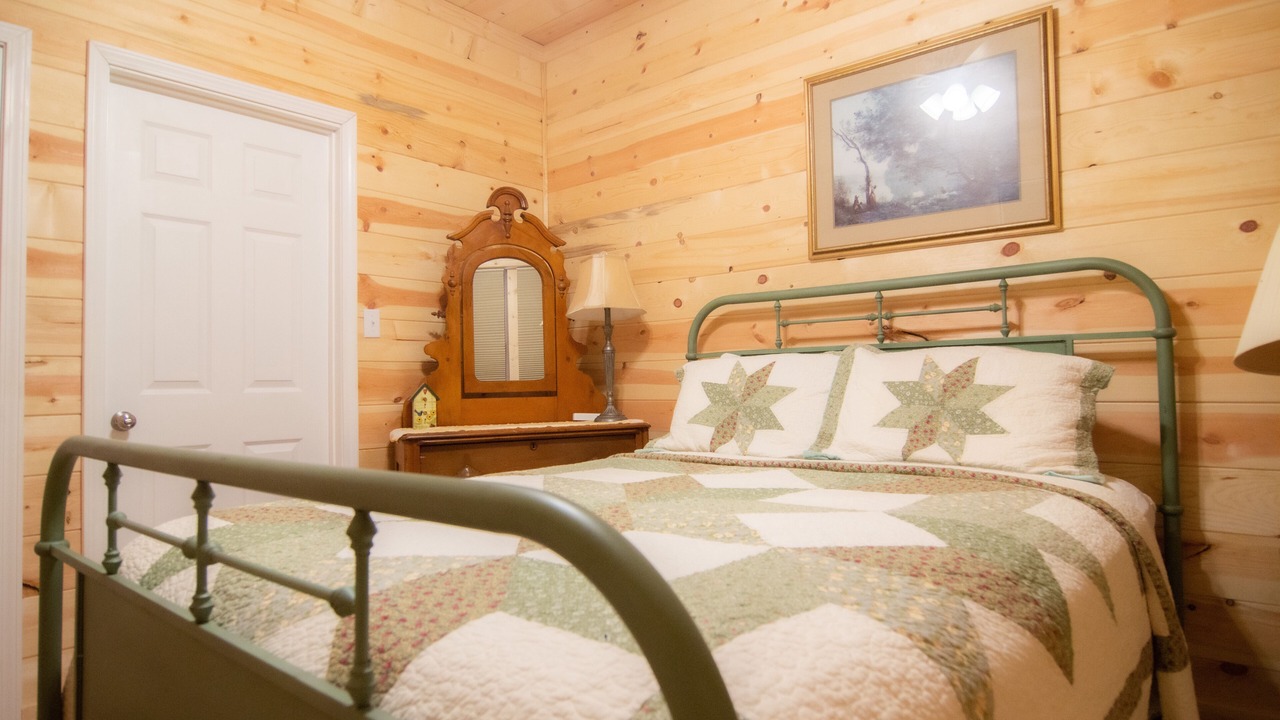 Photo of Bedroom in Lake Lure