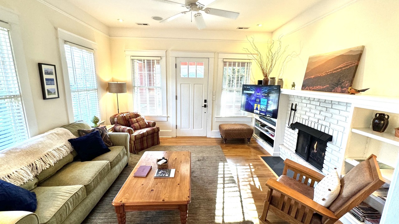 Photo of Livingroom in Brevard