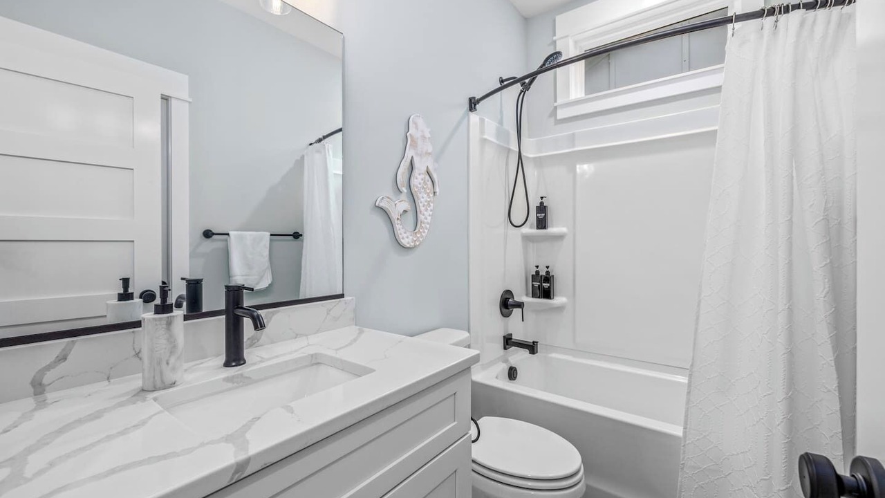 Photo of Bathroom in Corolla Light