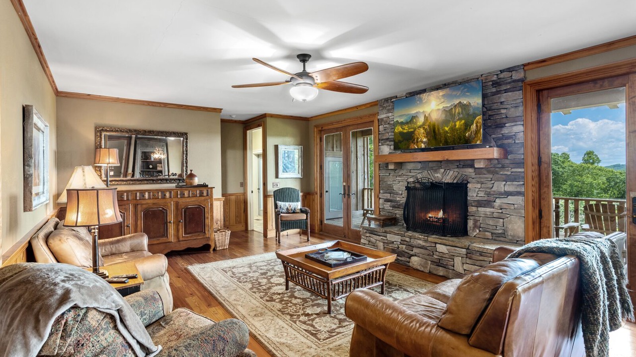 Photo of Bedroom in Blowing Rock
