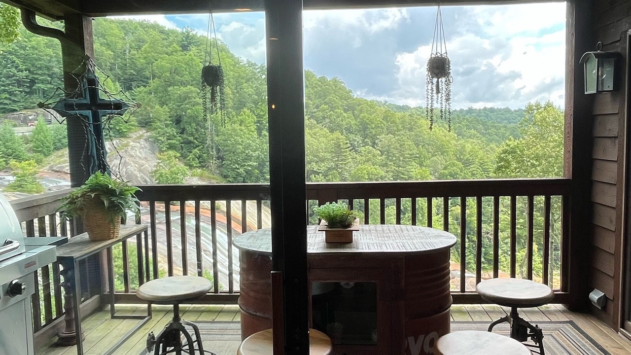 Photo of Outdoor in Lake Toxaway