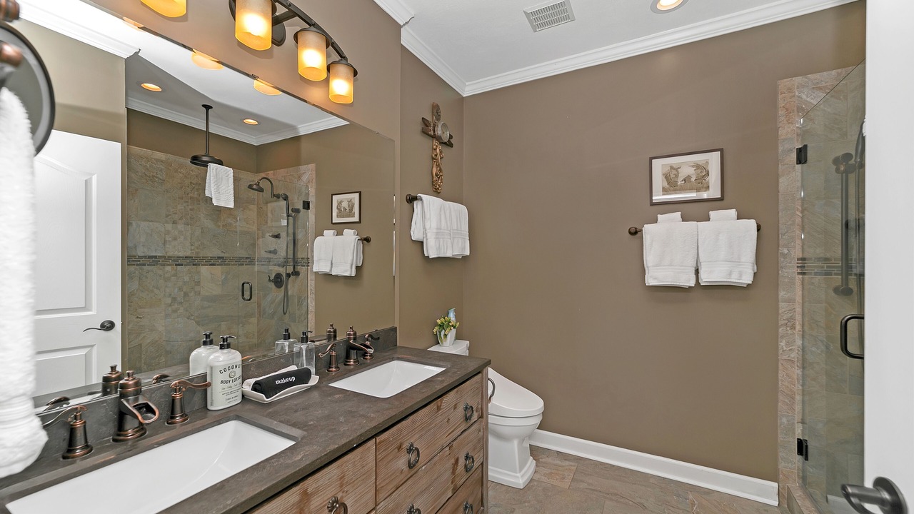 Photo of Bathroom in Lake Toxaway