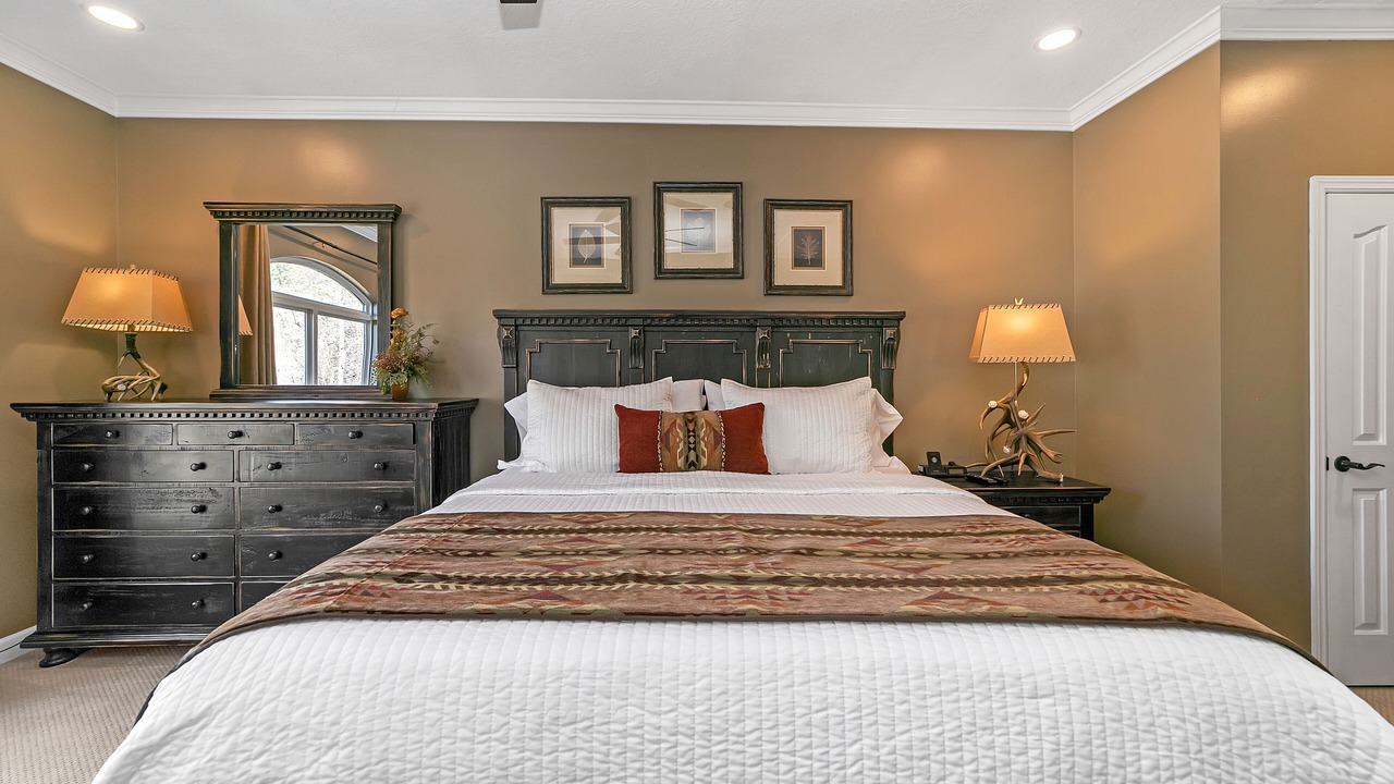 Photo of Bedroom in Lake Toxaway