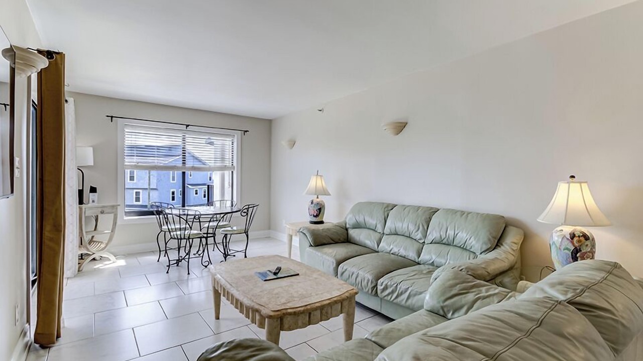 Photo of Livingroom in Wrightsville Beach
