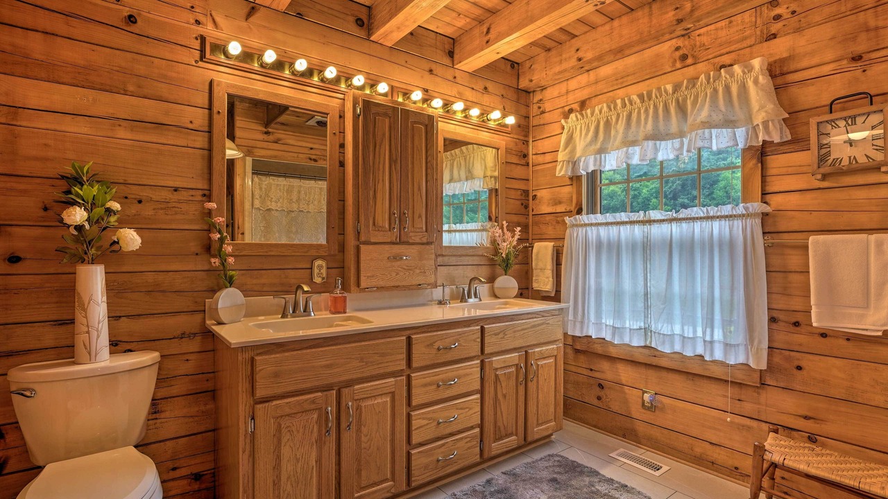Photo of Bathroom in Canton