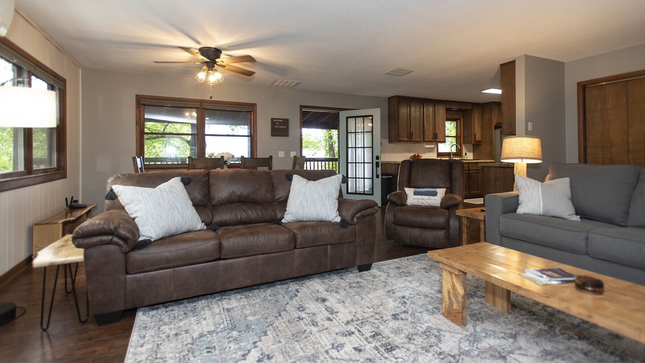 Photo of Livingroom in Countryside Acres