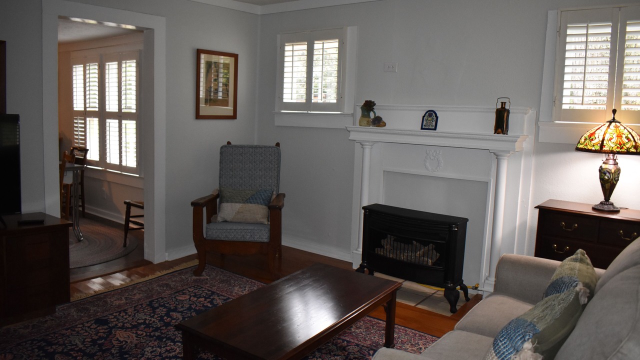 Photo of Livingroom in Hendersonville