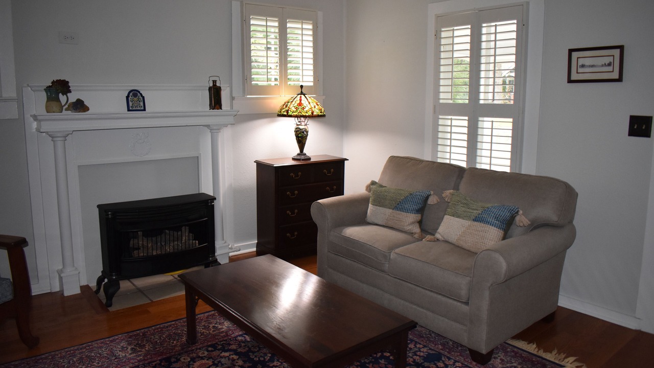 Photo of Livingroom in Hendersonville