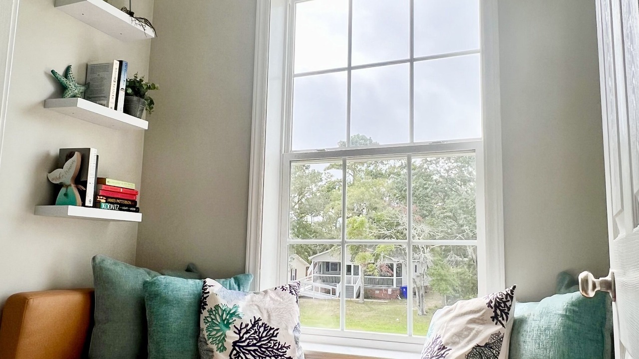 Photo of Livingroom in Tranquil Harbour