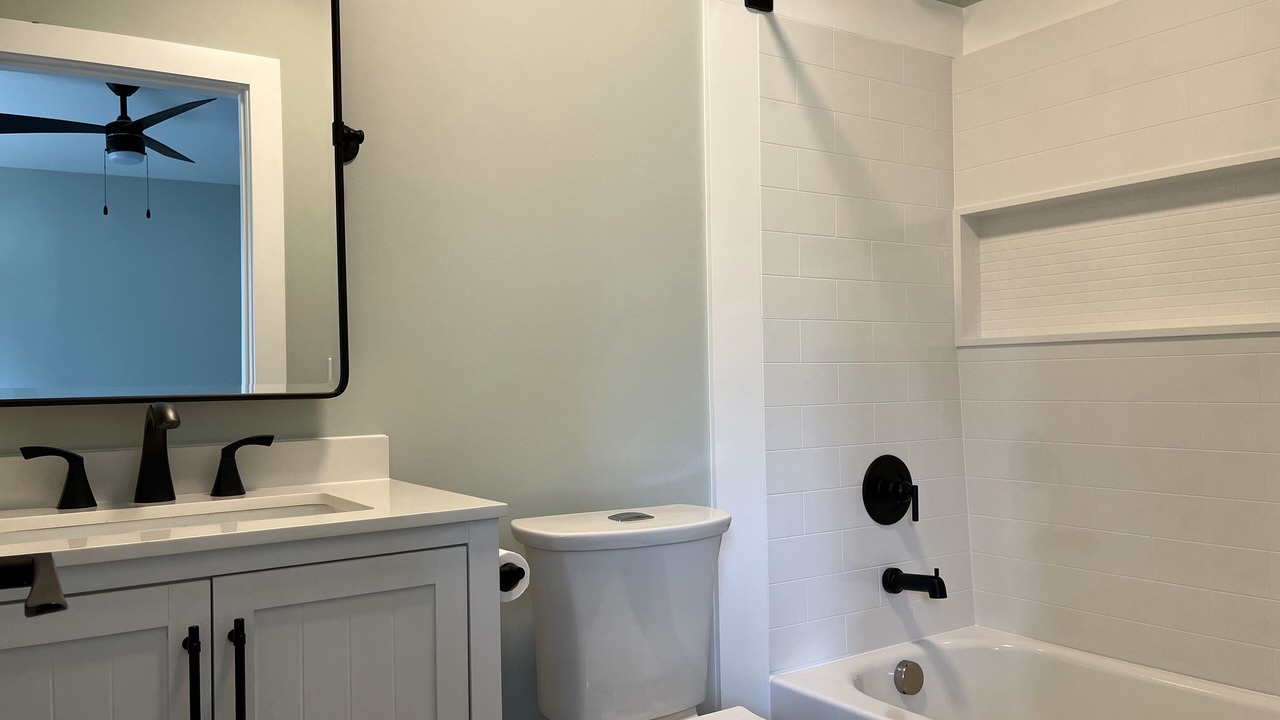 Photo of Bathroom in Tranquil Harbour