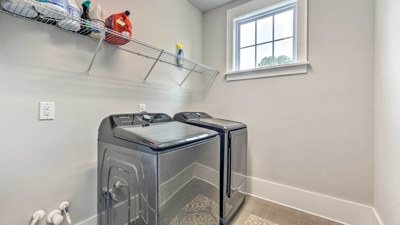 Photo of Bedroom in Oakhurst