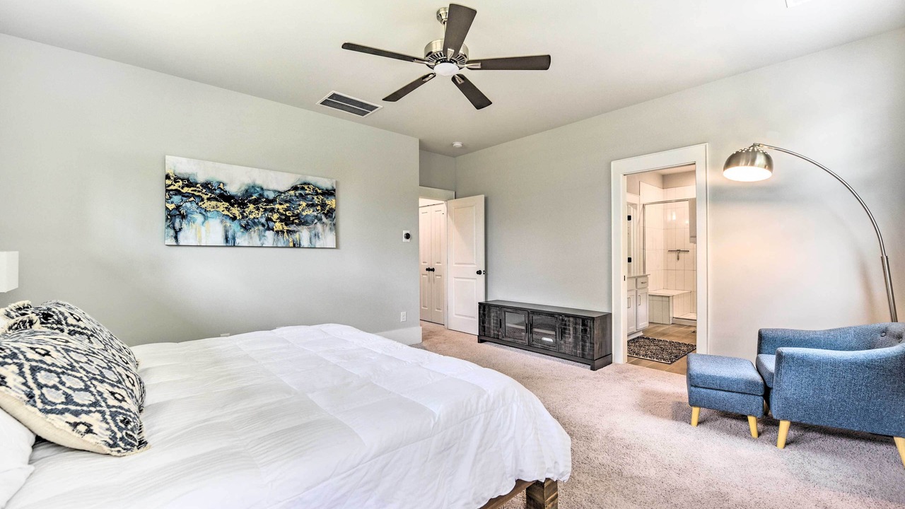 Photo of Bedroom in Oakhurst