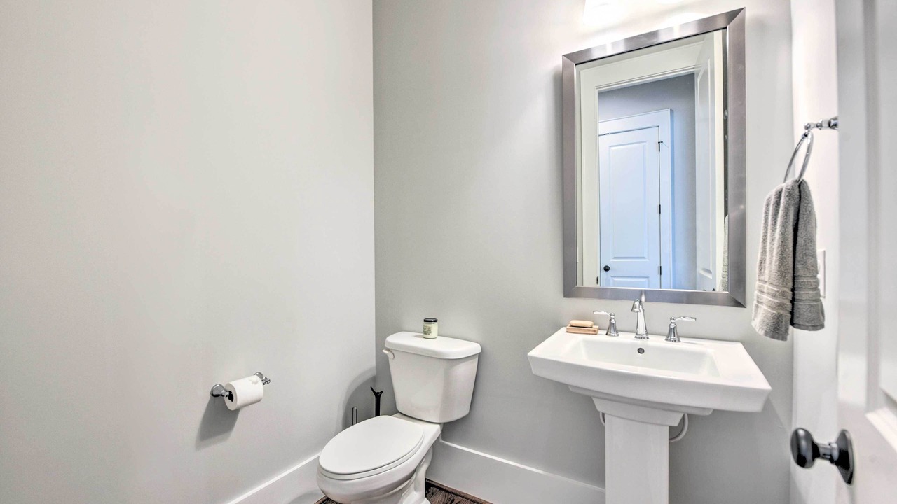 Photo of Bathroom in Oakhurst
