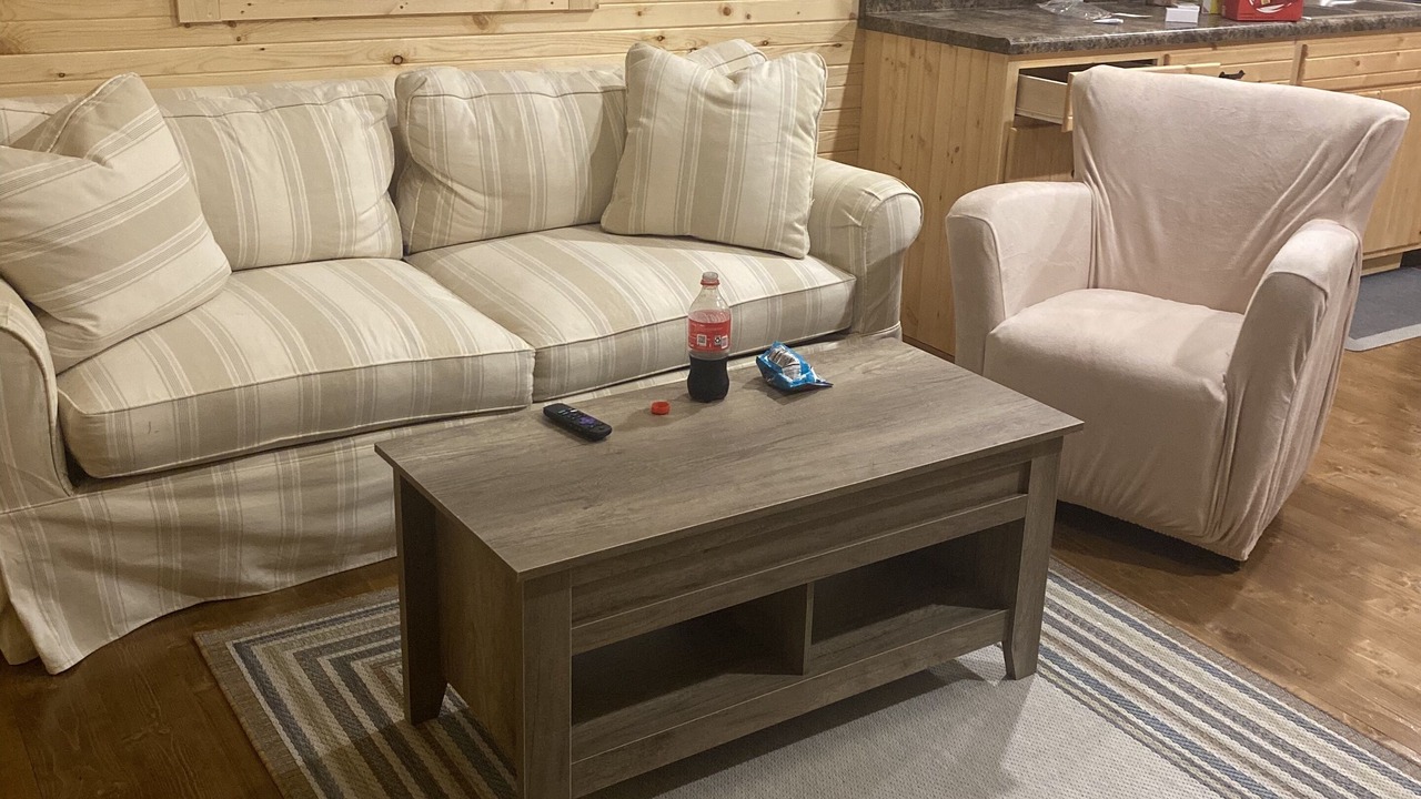 Photo of Livingroom in Cullowhee