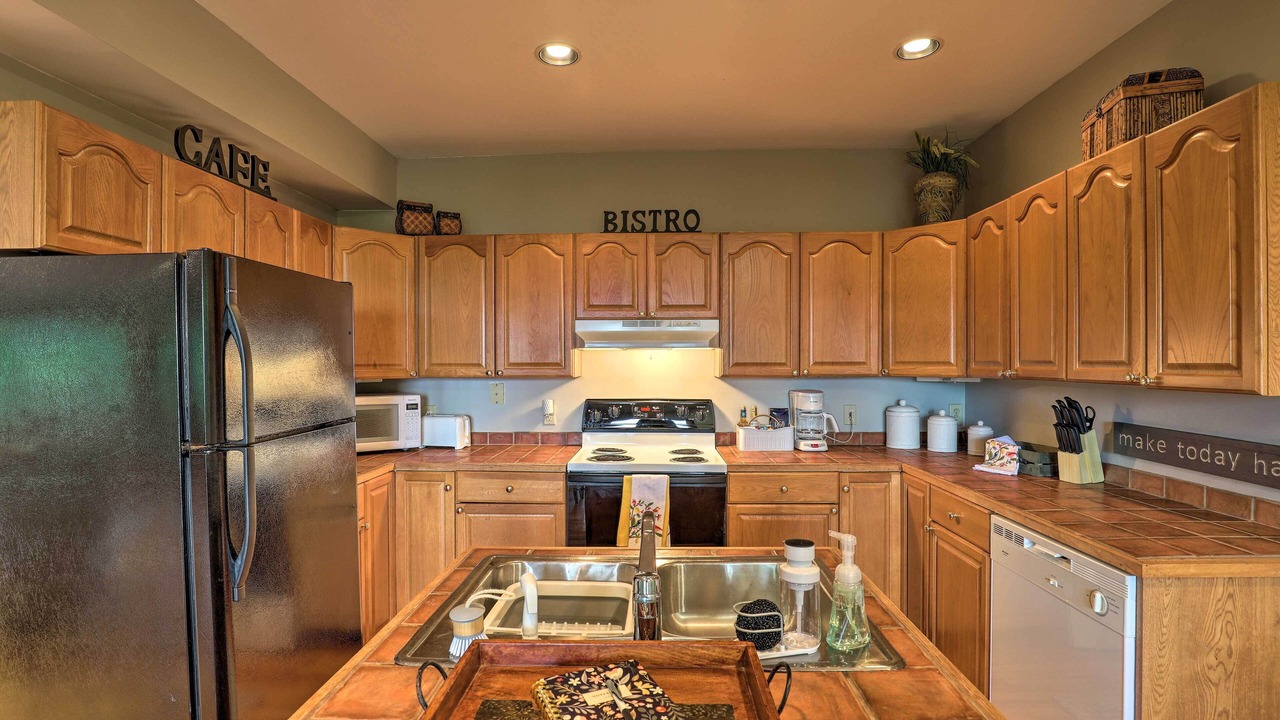 Photo of Kitchen in Laurel Ridge