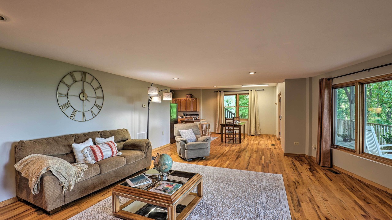 Photo of Livingroom in Laurel Ridge