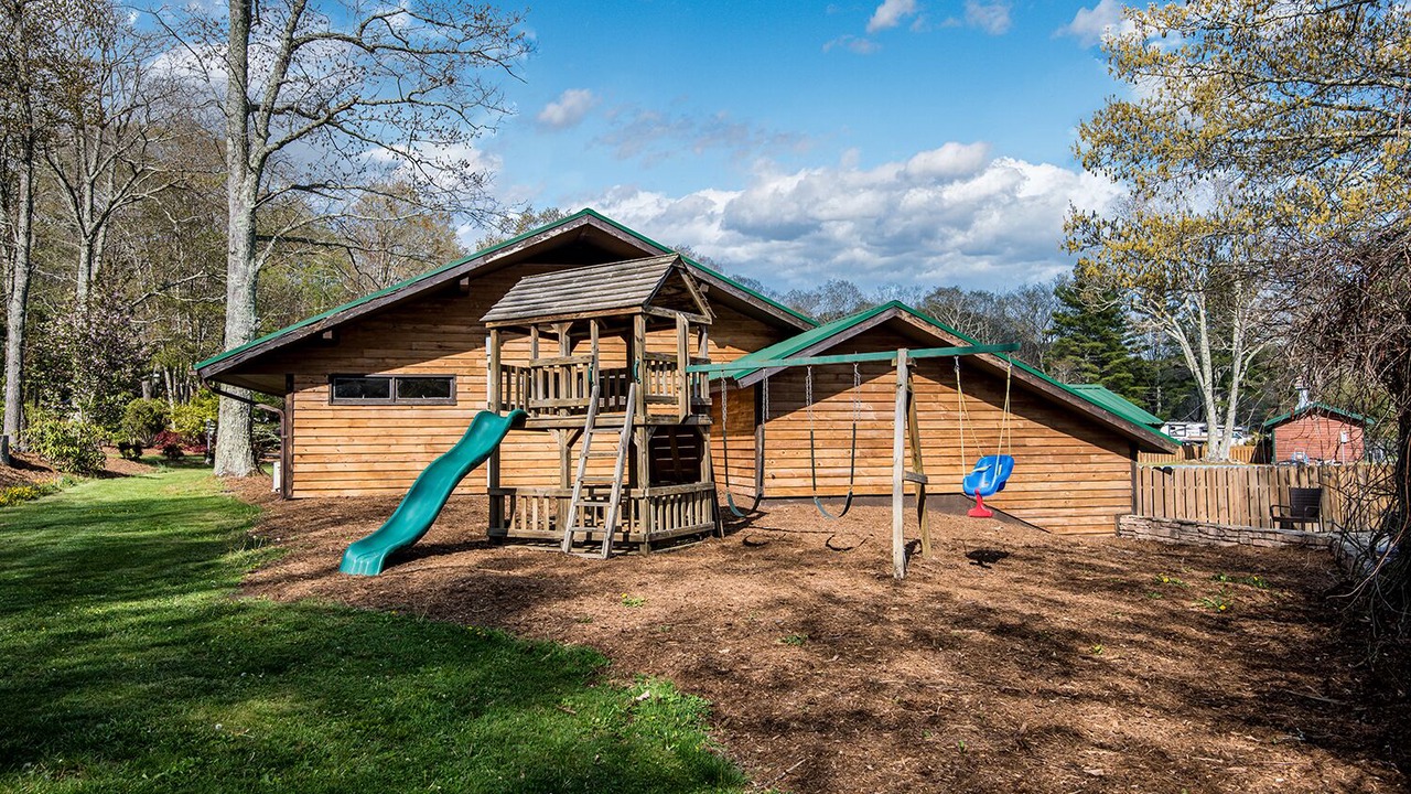 Photo of Outdoor in Newland