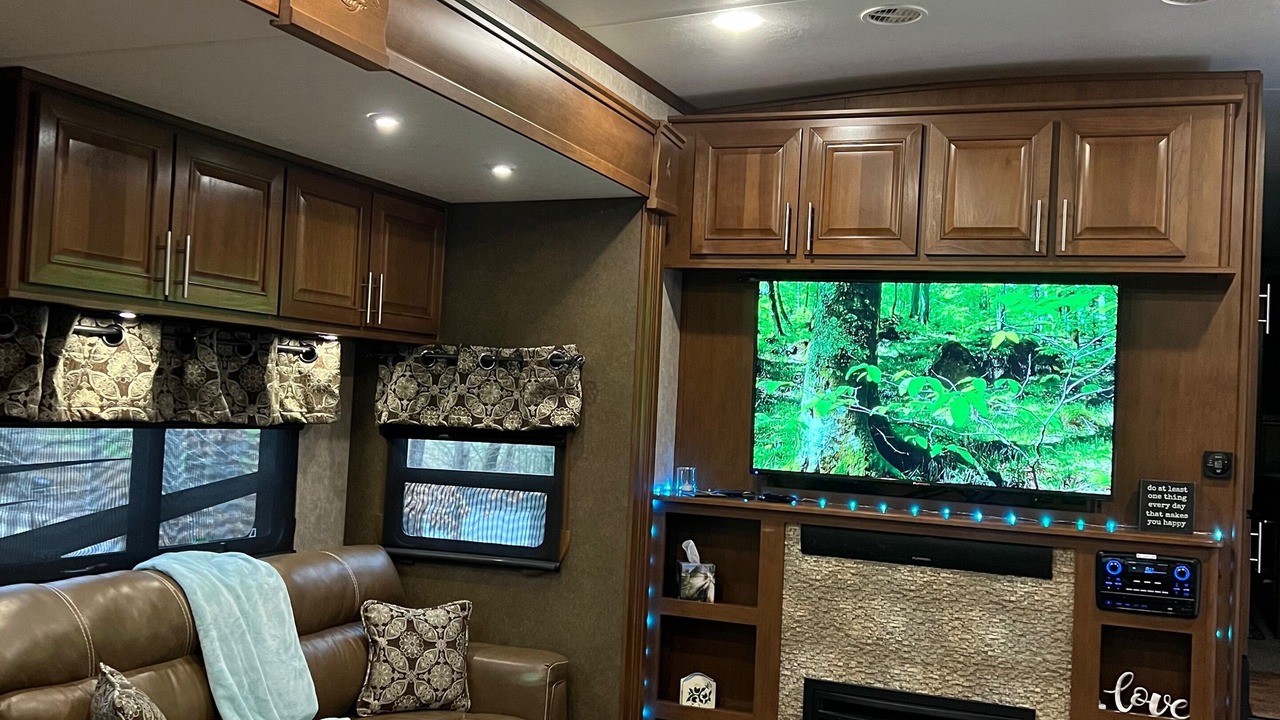 Photo of Livingroom in Asheville