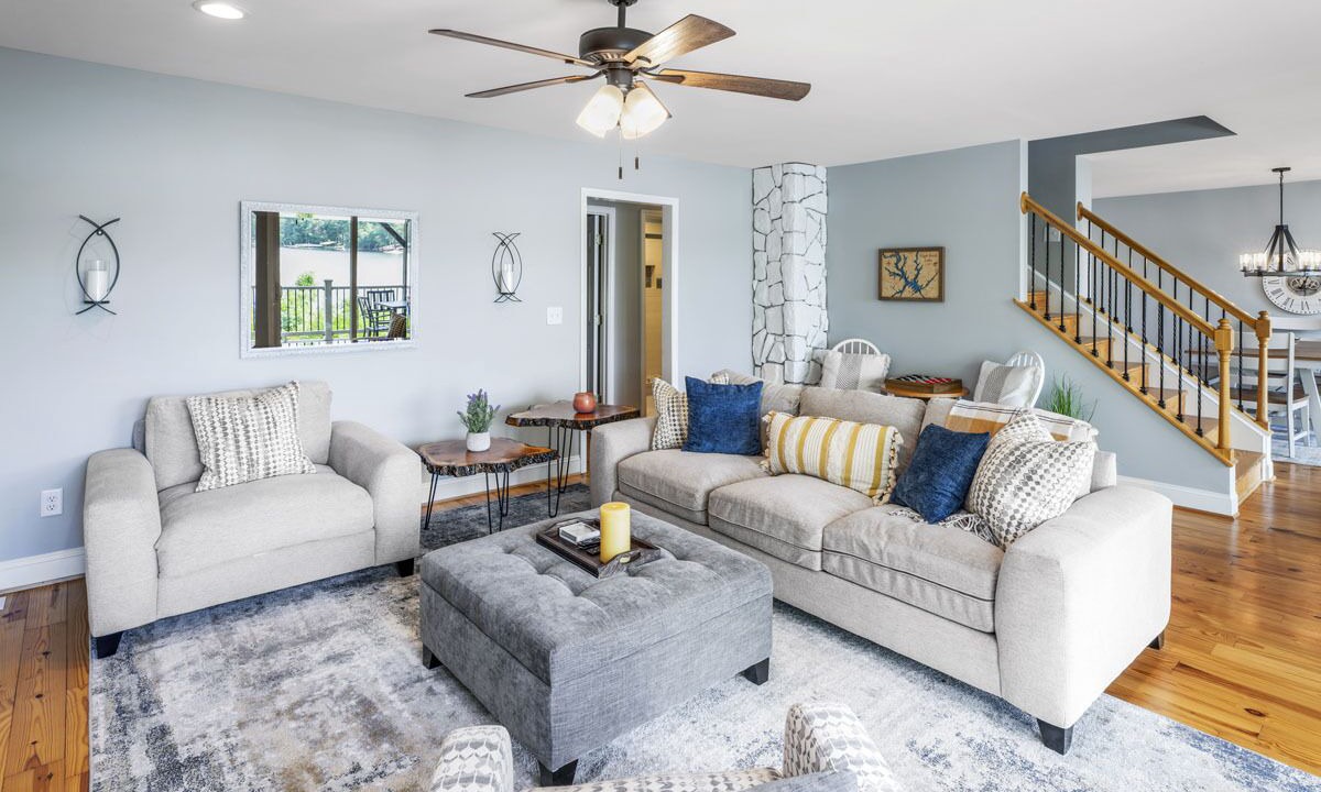Photo of Livingroom in Southmont