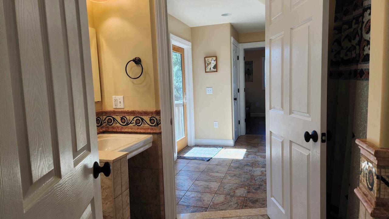 Photo of Bathroom in Ocracoke
