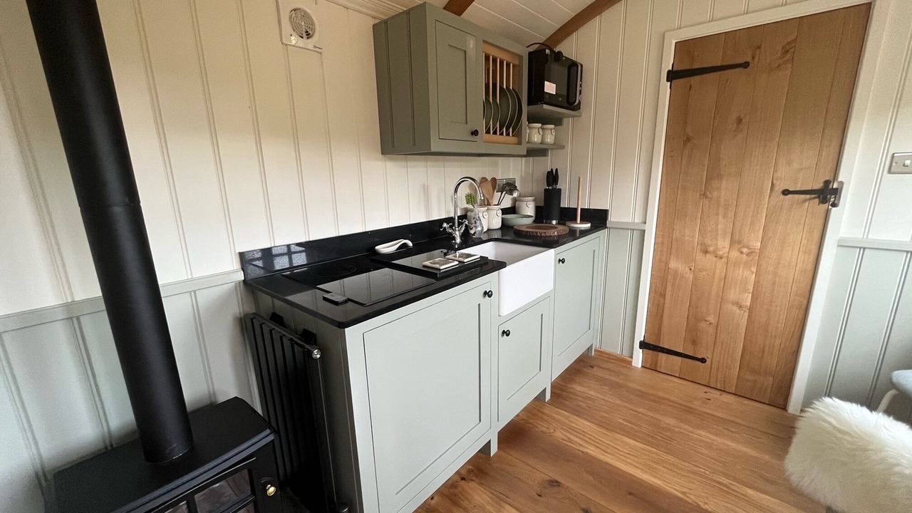 Photo of Kitchen in Ewhurst Green