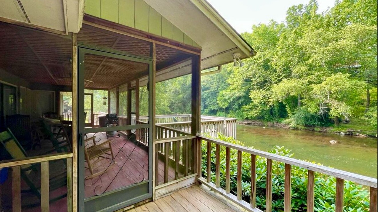 Photo of Outdoor in Hayesville