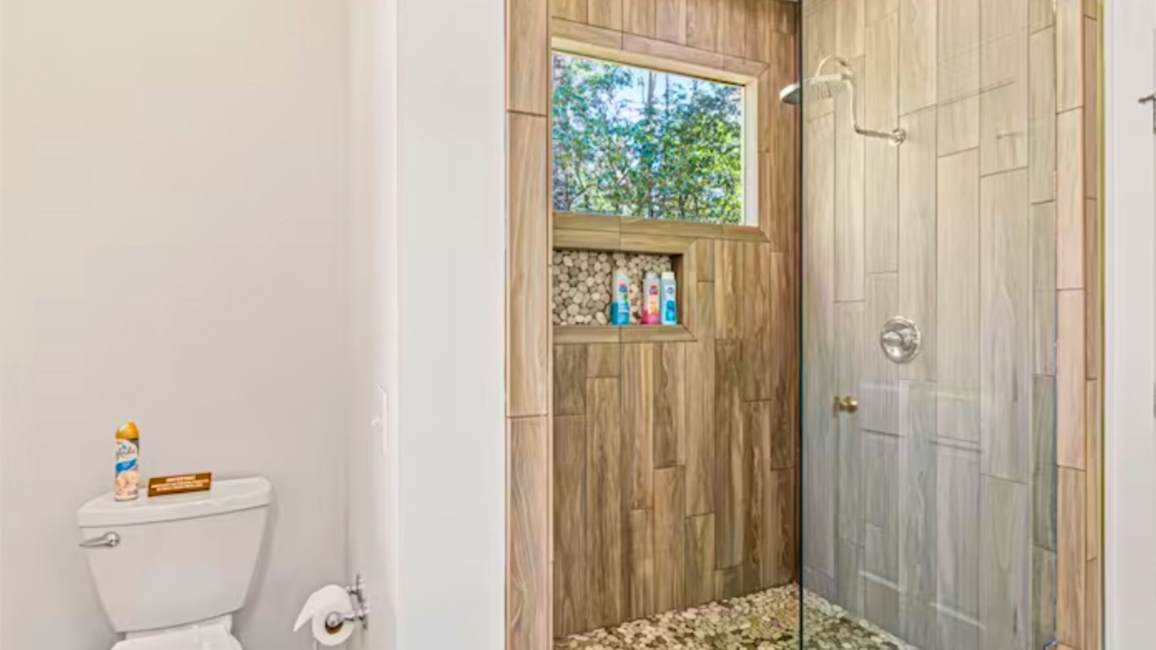 Photo of Bathroom in Sapphire