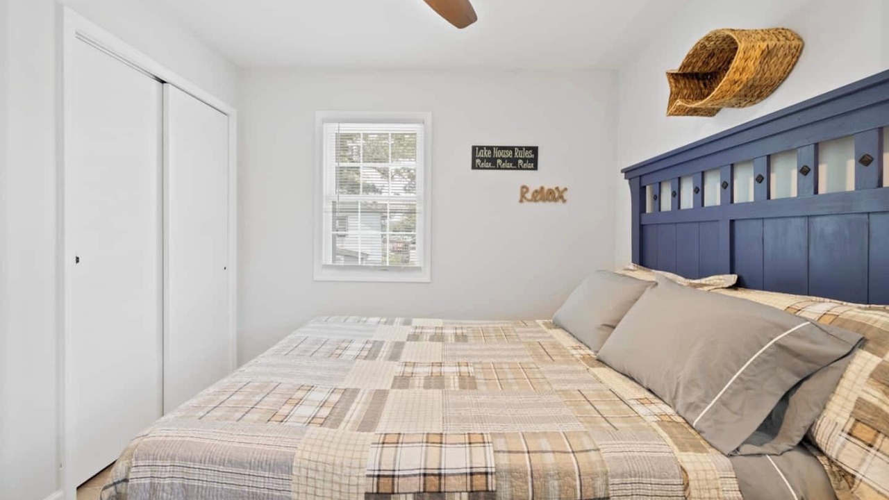 Photo of Bedroom in Claremont
