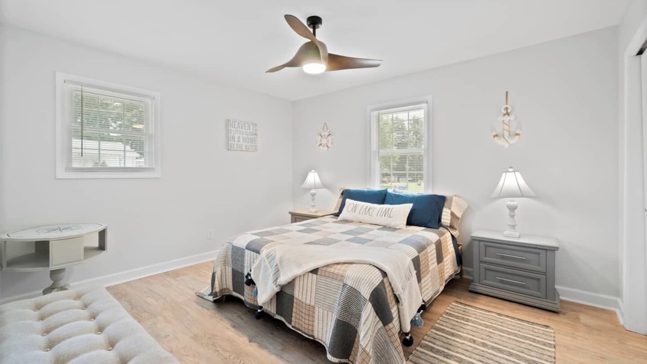 Photo of Bedroom in Claremont